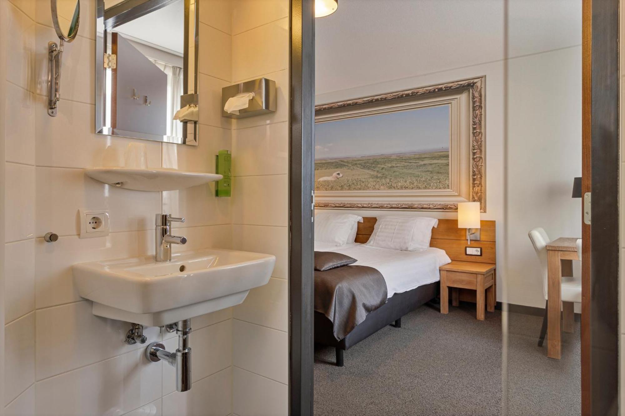 Hunzego Hotel Uithuizermeeden Eksteriør billede